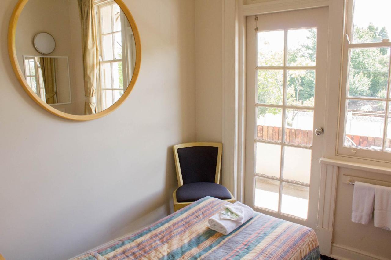 Gardners Inn Hotel Blackheath Esterno foto