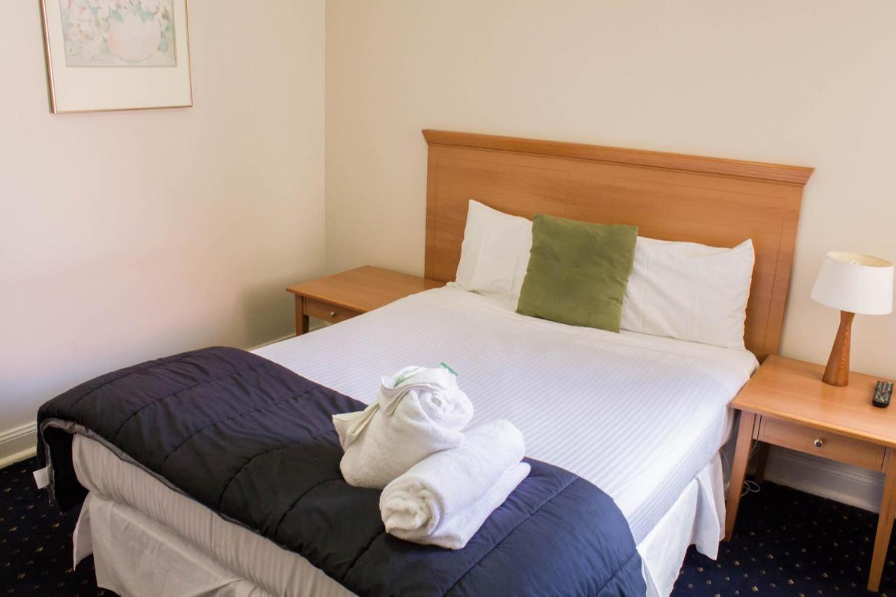 Gardners Inn Hotel Blackheath Esterno foto